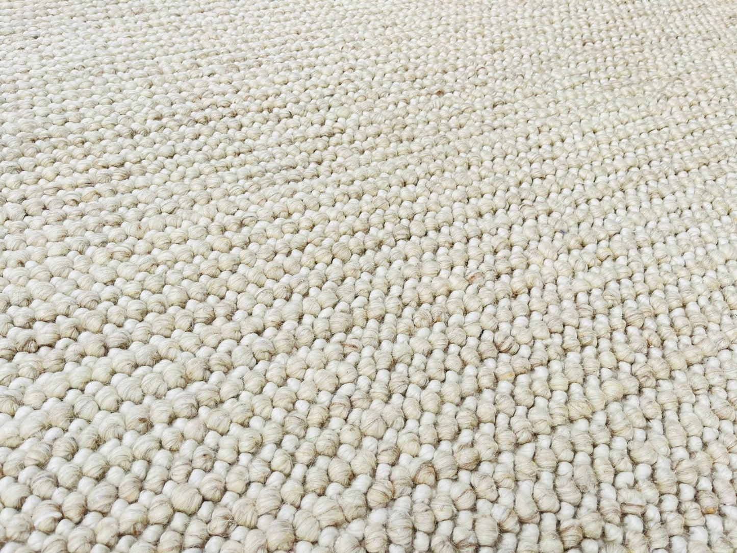 Pebbles Cherry Dune Hand-Woven wool Rug