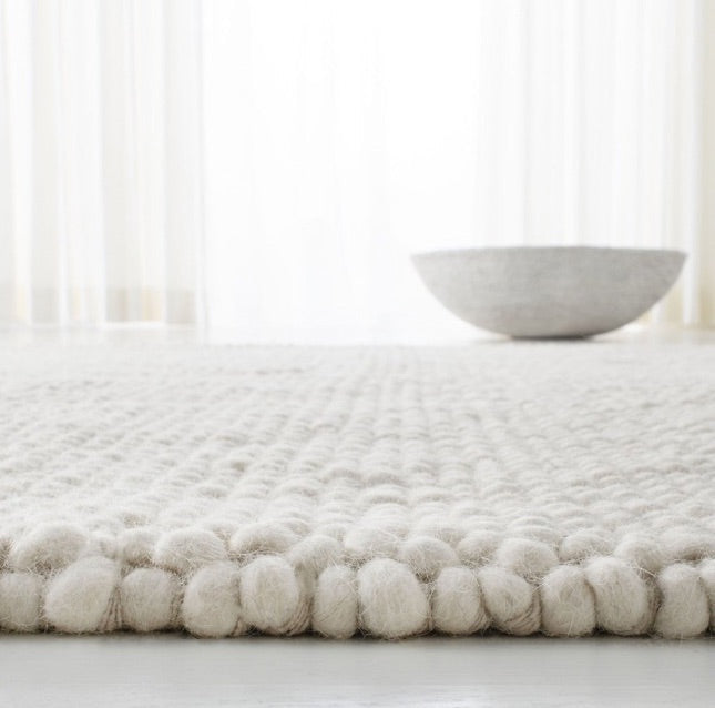 Pebbles White Hand Woven Wool and Cotton Blend Rug