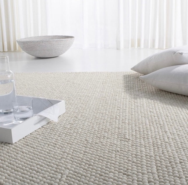 Pebbles White Hand Woven Wool Rug