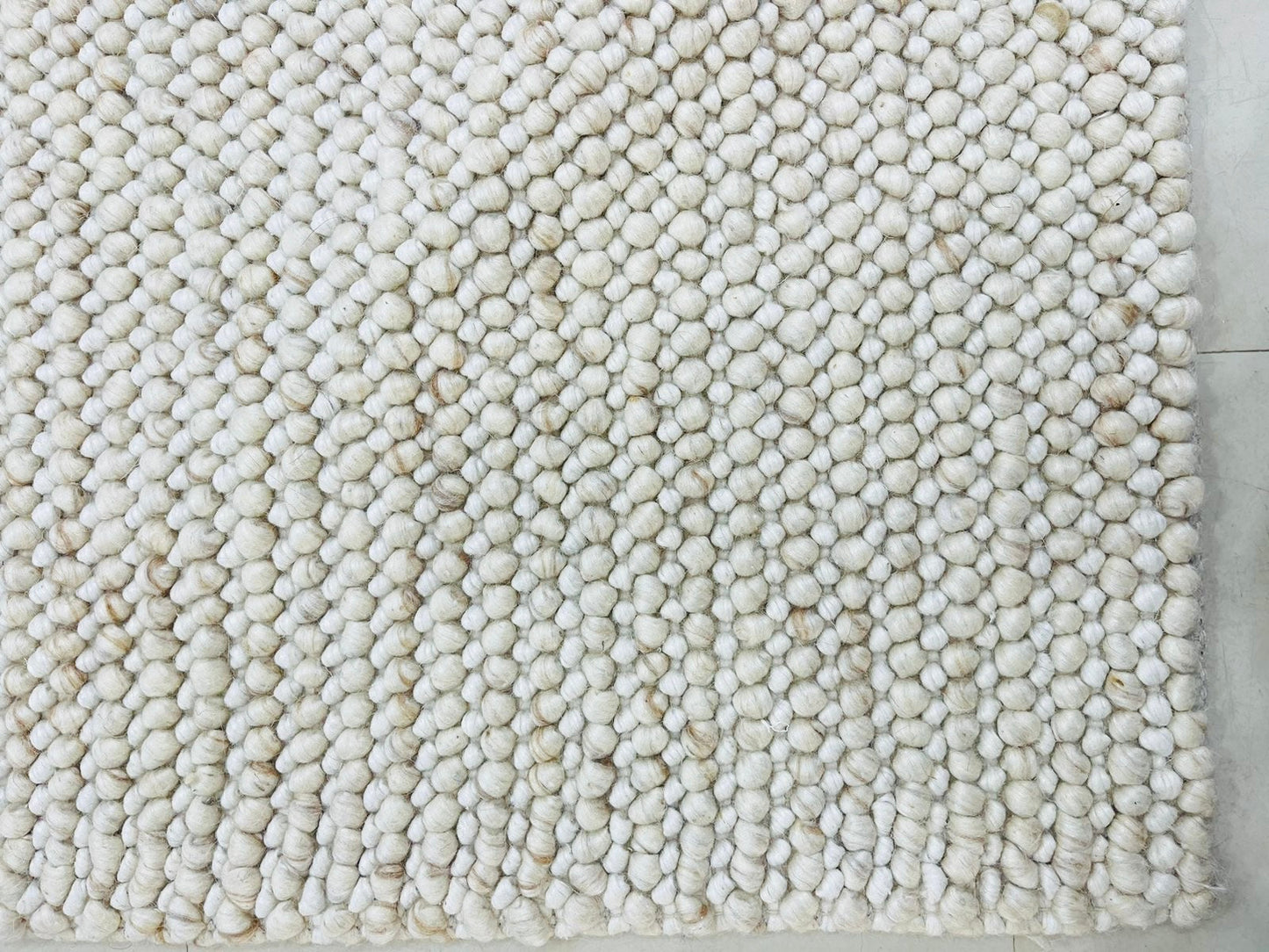 Pebbles Cherry Dune Hand-Woven wool Rug