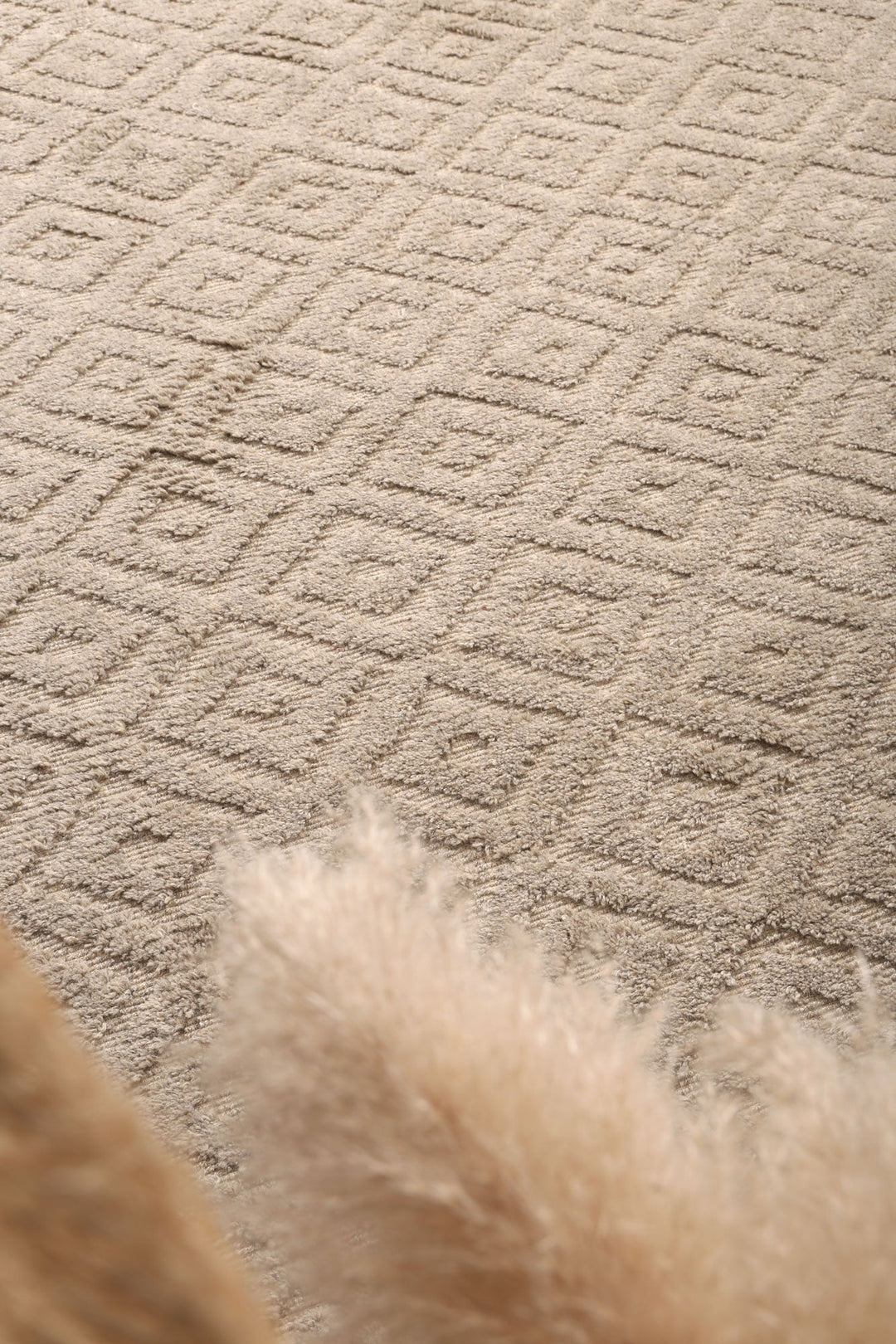 Goa Diamond Wool Blend Ash Rug