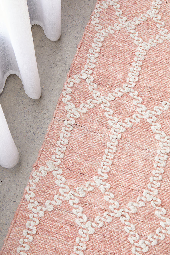 Krisha Tribal Trellis Rug Nude Soft Pink