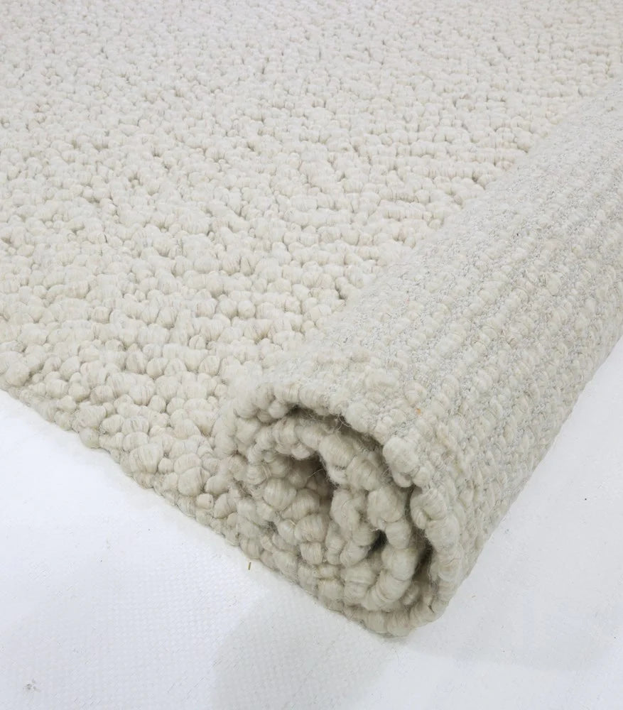 Fish Eye - SANDSTONE (BEIGE) Pure Wool with Minimal Shedding for a Timeless Touch