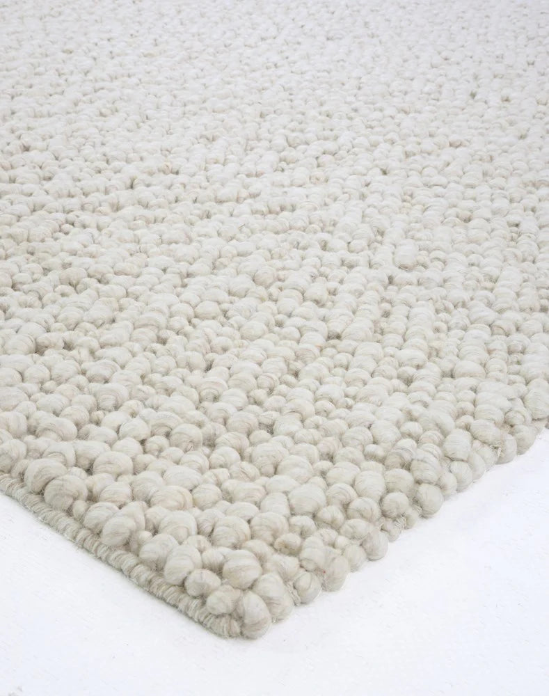 Fish Eye - SANDSTONE (BEIGE) Pure Wool with Minimal Shedding for a Timeless Touch