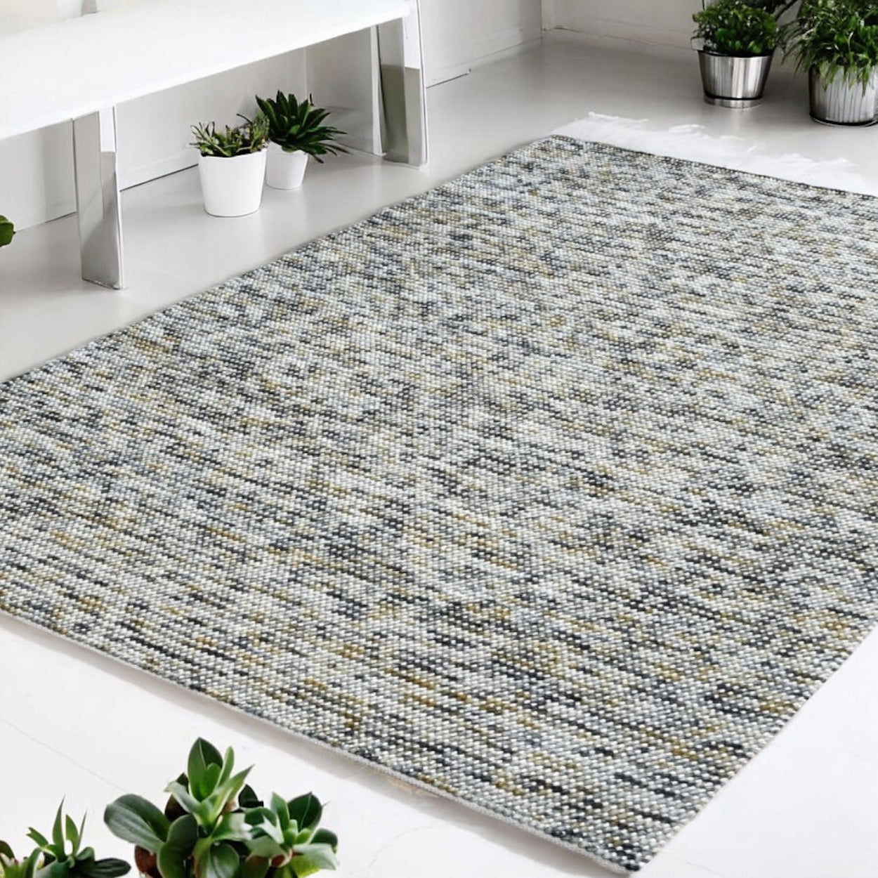 Pebbles Cherry Mineral Grey Yellow Hand-Woven wool Rug