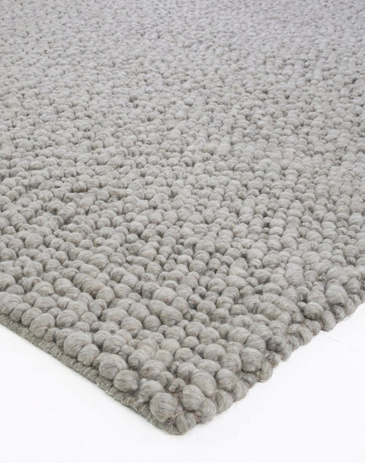 Fish Eye - ASH Pure Wool with Minimal Shedding for a Timeless Touch