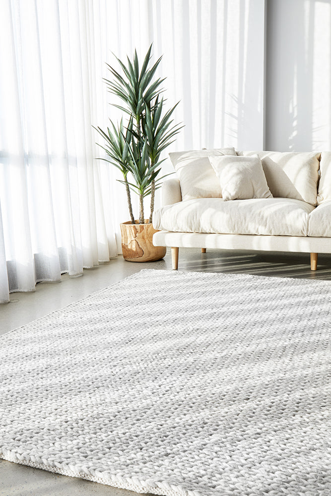 Studio Helena Woven Wool Rug Grey White