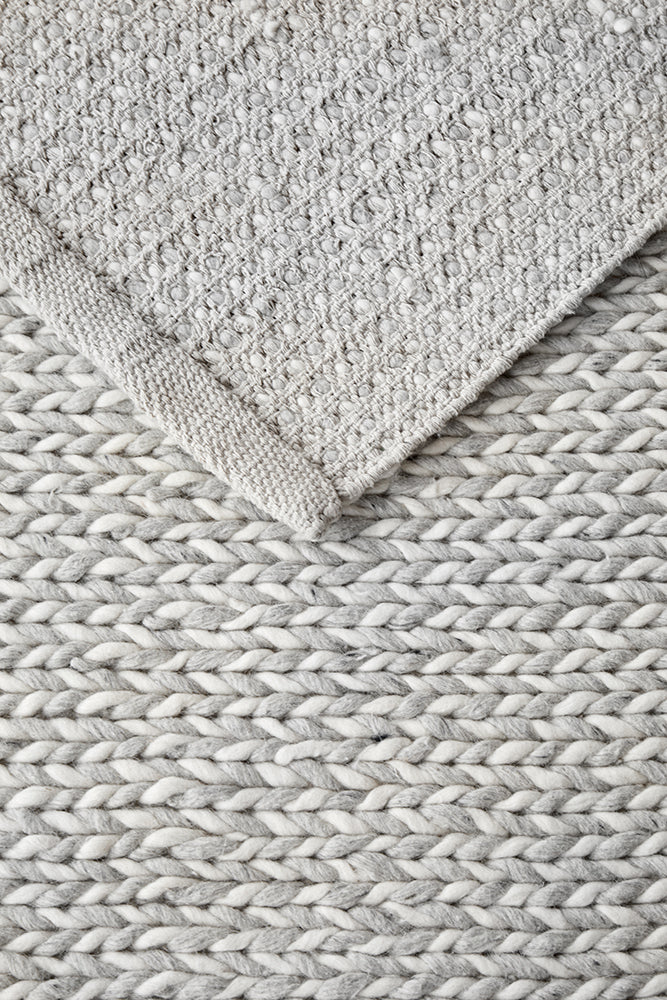 Studio Helena Woven Wool Rug Grey White